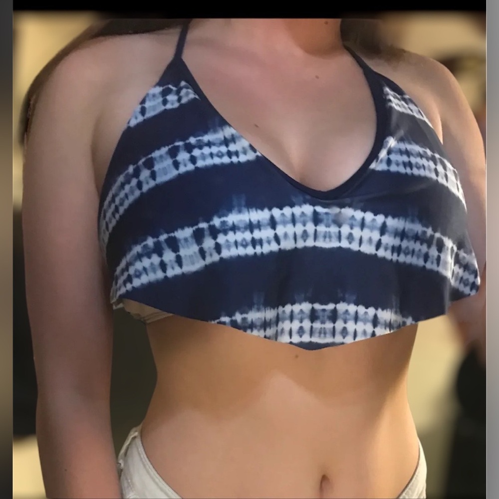 Bobbie Brooks Tie Dye Stripe Flounce Front Halter Tie Swim Top Women’s Medium